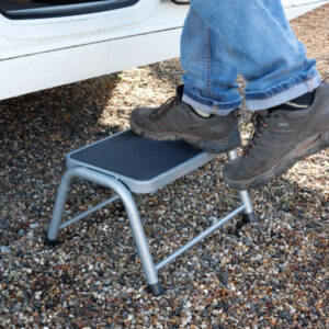 Streetwize Single Caravan Step SWTT109